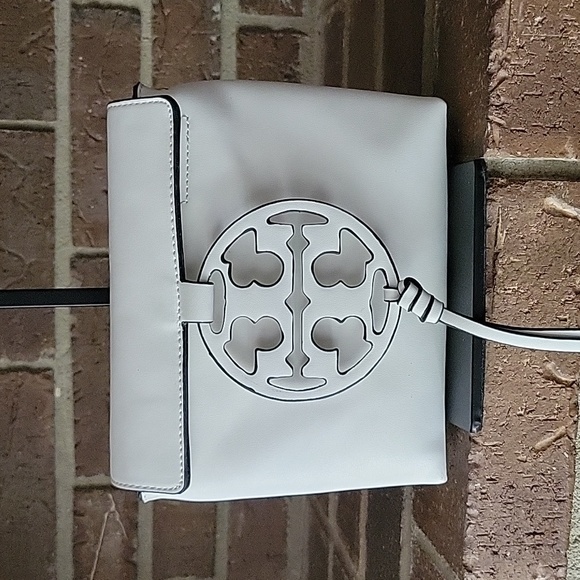 Tory Burch Handbags - Tory Burch Miller Crossbody Bag White